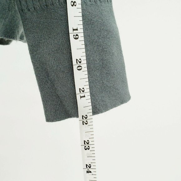 A New Day Casual Fit Front Cardigan Sweater Large NWT - Picture 4 of 7